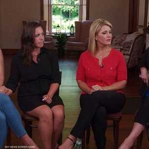 أربع شقيقات فضلن الظهور أمام الكاميرا.. والخامسة رفضت