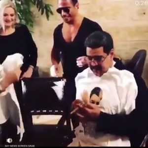 موجة غضب بسبب فيديو مادورو و"الطاهي الشهير"