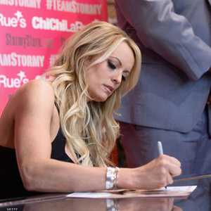 دانيلز سببت متاعب قضائية للرئيس الأميركي