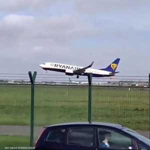 طائرة أيرلندية تلغي هبوطها في آخر لحظة