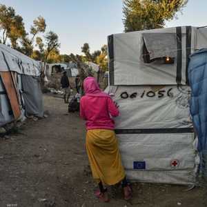 معاناة قاسية تتعرض لها اللاجئات في اليونان