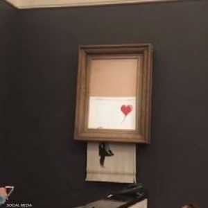 لوحة ثمنها أكثر من مليون دولار تدمر نفسها