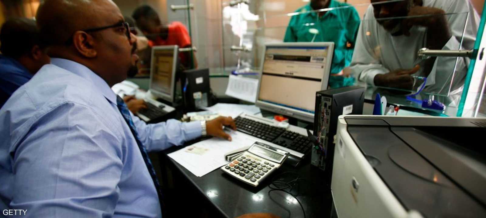 تغذية الصرافات الآلية سيستمر طوال الفترة القادمة