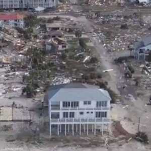 حجم الدمار يظهر واضحا ومنزل كينغ صمد بمفرده