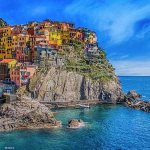 شاطئ أمالفي الإيطالي