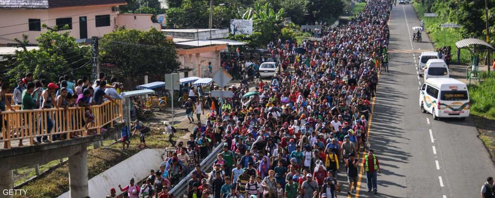 قافلة المهاجرين ضمت 3 آلاف شخص.