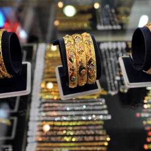 صورة أرشيفية لمشغولات من الذهب