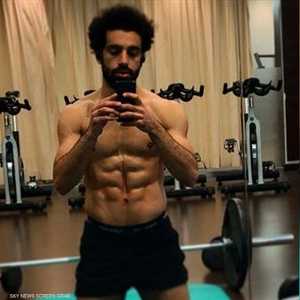 صلاح نشر الصورة على حسابه في موقع فيسبوك