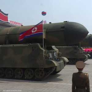 صواريخ كورية شمالية بعيدة المدى خلال عرض في بيونغ يانغ