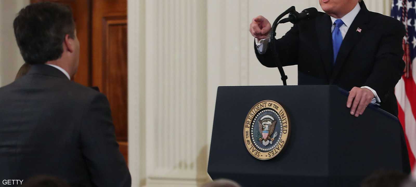 أكوستا اشتبك مرارا مع ترامب