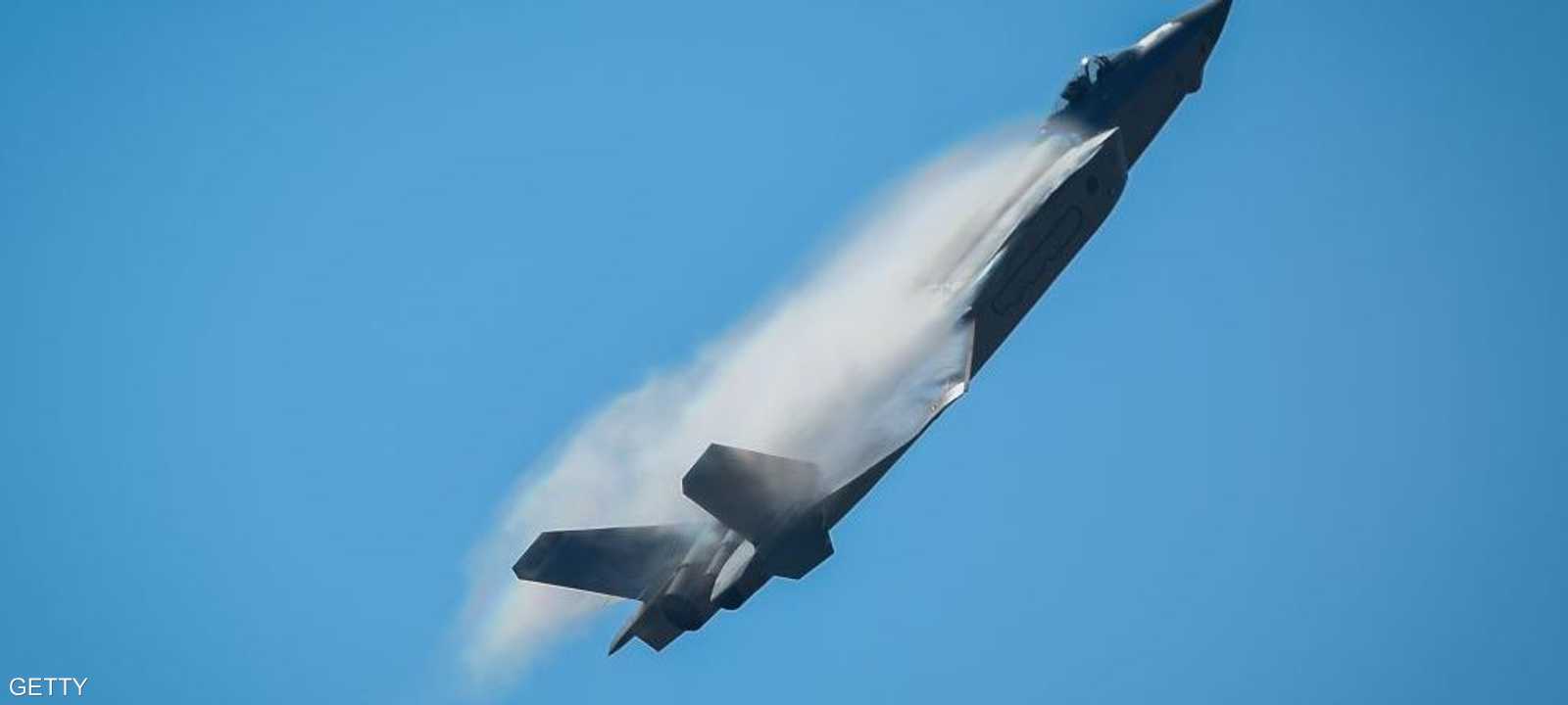 الطائرة الصينية الشبح جاي-20