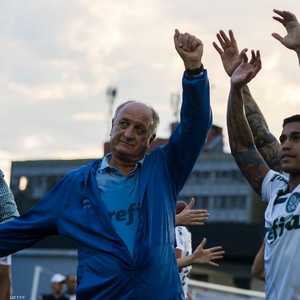 سكولاري.. وفرحة الفوز باللقب مع نادي بالميراس