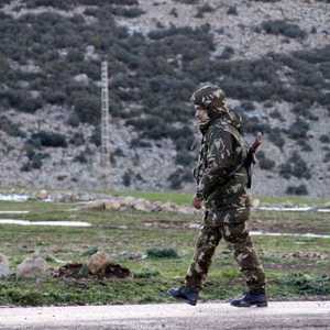 الجزائر تتشارك الحدود مع 6 دول.