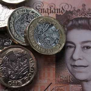 الجنيه الإسترليني قد يخسر 25 بالمئة من قيمته