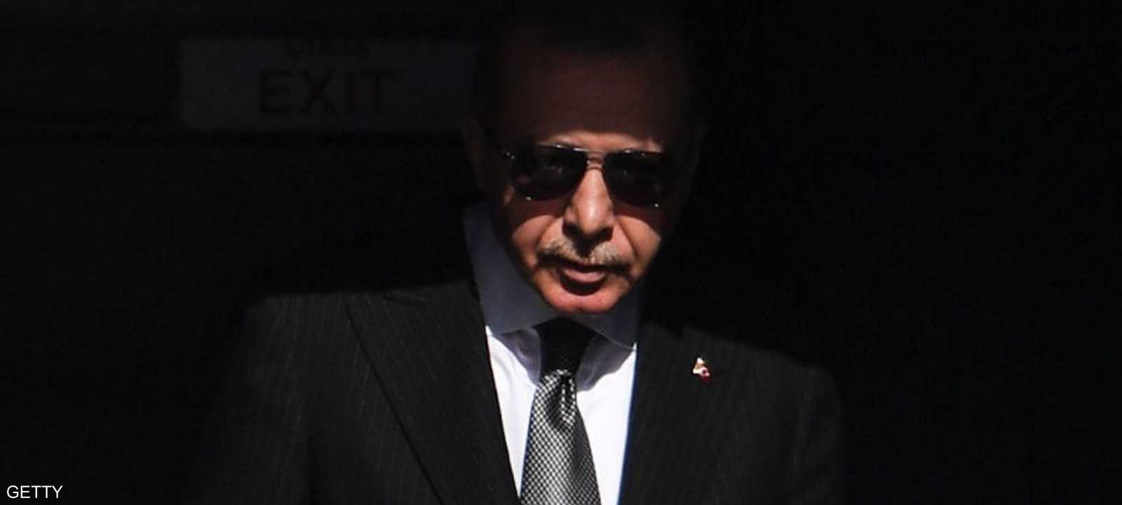 صحيفة زمان رومانيا قالت إن الصحفي أوقف بناء على أمر أردوغان