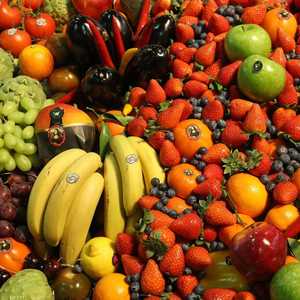 الفاكهة والخضراوات غنية بالفيتامينات والعناصر الغذائية