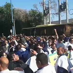 عمال الأحواز يتحدون النظام بـ"الأكفان"