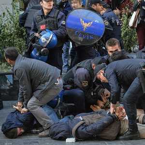 صورة أرشيفية لعمليات اعتقال أجرتها الشرطة التركية