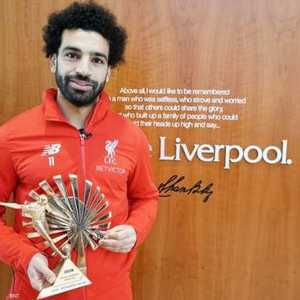 محمد صلاح حافظ على الجائزة التي توج بها العام الماضي