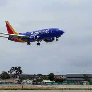 الطائرة كانت في طريقها من سياتل إلى دالاس.