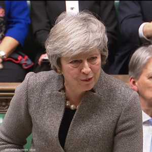 ماي تحذر من تأييد إجراء استفتاء ثان على الخروج