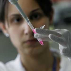 بعض الإنجازات الطبية ما زالت في حاجة إلى تجارب إضافية