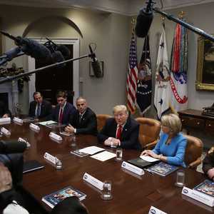 ترامب قال إنه ألحق الهزيمة بداعش في سوريا