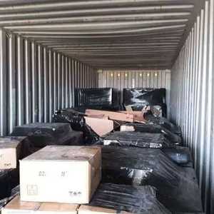 إحدى الحاويات المعبئة بالأسلحة داخل السفينة التركية