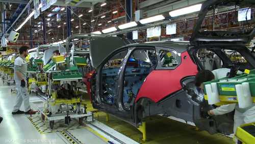 أزمة تضرب سوق إنتاج السيارات في تركيا