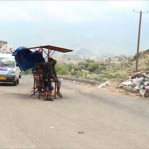 الحوثيون يمنعون وفد برنامج الغذاء العالمي من دخول تعز