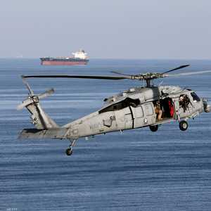 حاملة الطائرات (جون سي. ستينيس) دخلت الخليج الجمعة الماضية