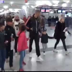 لفتة إنسانية للجزائري سليماني