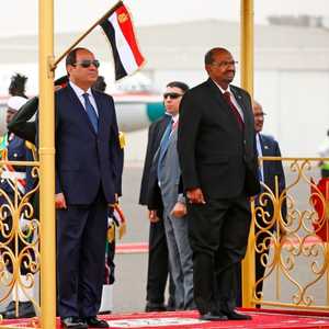 صورة من لقاء الرئيسين في الخرطوم في 25 أكتوبر الماضي