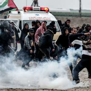 آلاف الفلسطينيين خرجوا للاحتجاج على الرغم من الجو الممطر