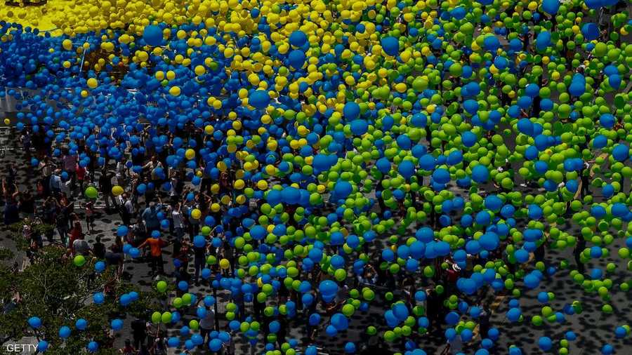 إطلاق آلاف البالونات في البرازيل