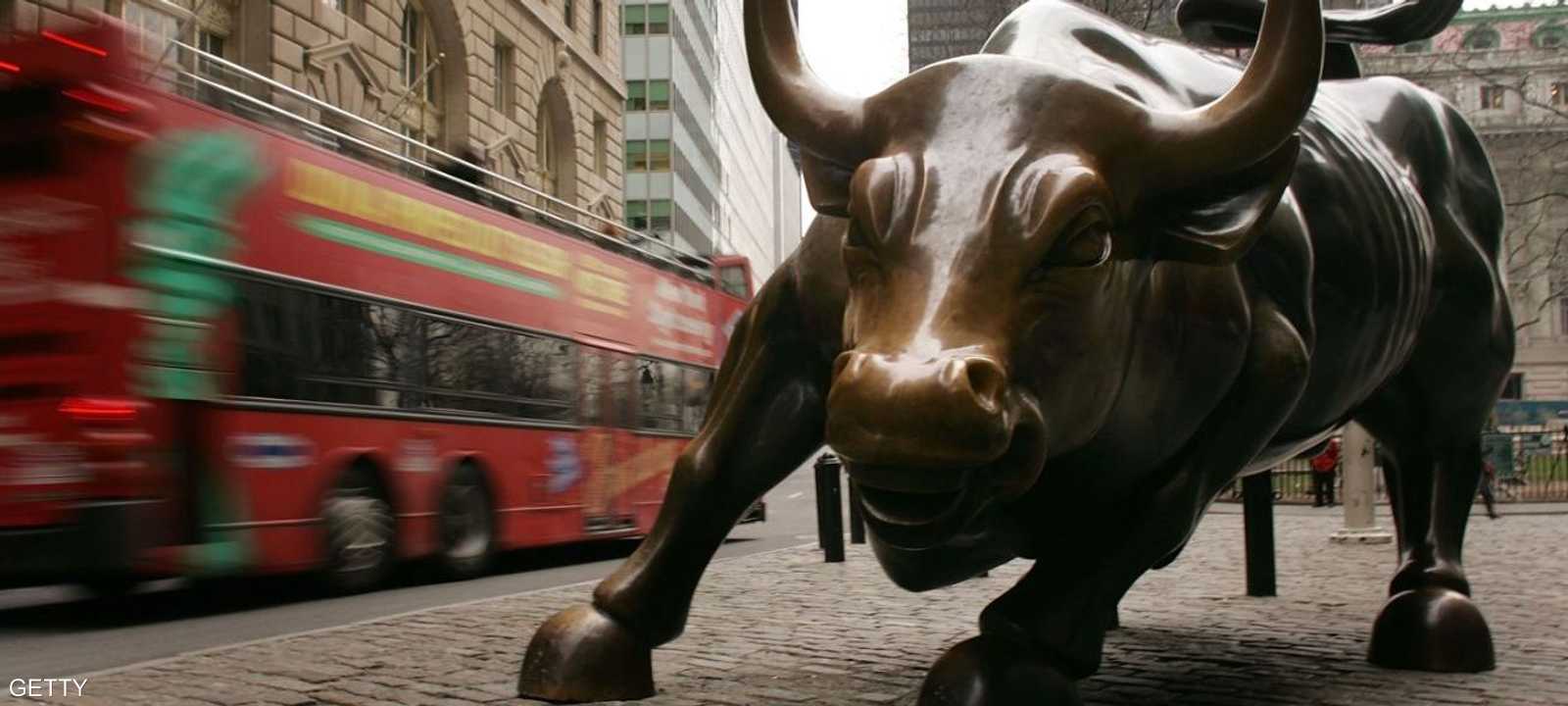 شهدت وول ستريت تقلبات كبيرة خلال العام