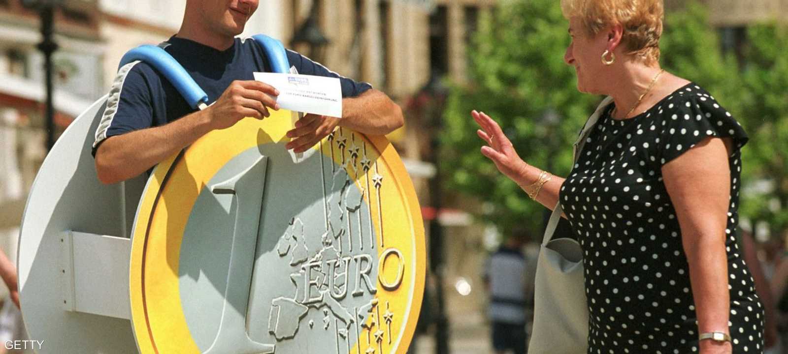 إضراب سائقي سيارات الأمن في ألمانيا سبب في شح النقود