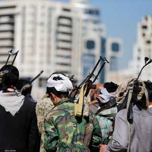 تجاهل الحوثيون الاتفاقات الدولية وواصلوا نهب الشعب اليمني