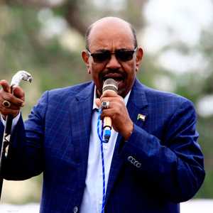 الرئس السوداني اتخذ إجراءات عاجلة لمعالجة الأزمة