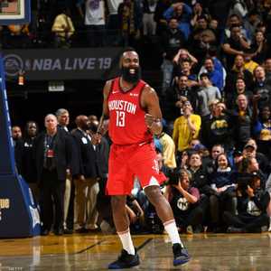 واصل هاردن تحقيق الأرقام القياسية