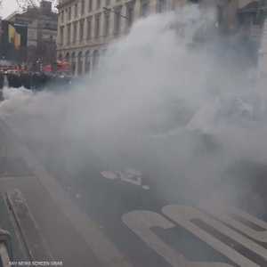 صدامات بين "السترات الصفراء" والشرطة