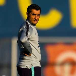 لم يحظ فالبيردي بمساندة جمهور برشلونة