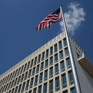 كوبا نفت تعريض الديبلوماسيين الأميركيين لأي هجوم صوتي