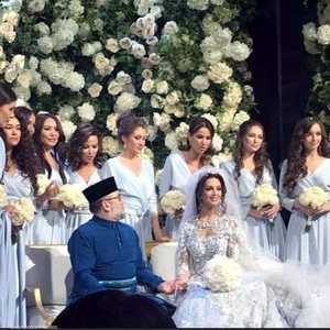 الملك تخلى عن العرش في يناير الماضي.