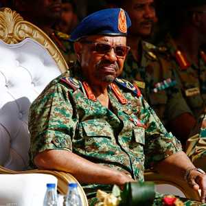 البشير يجدد دعوته لحاملي السلاح بتحكيم صوت العقل