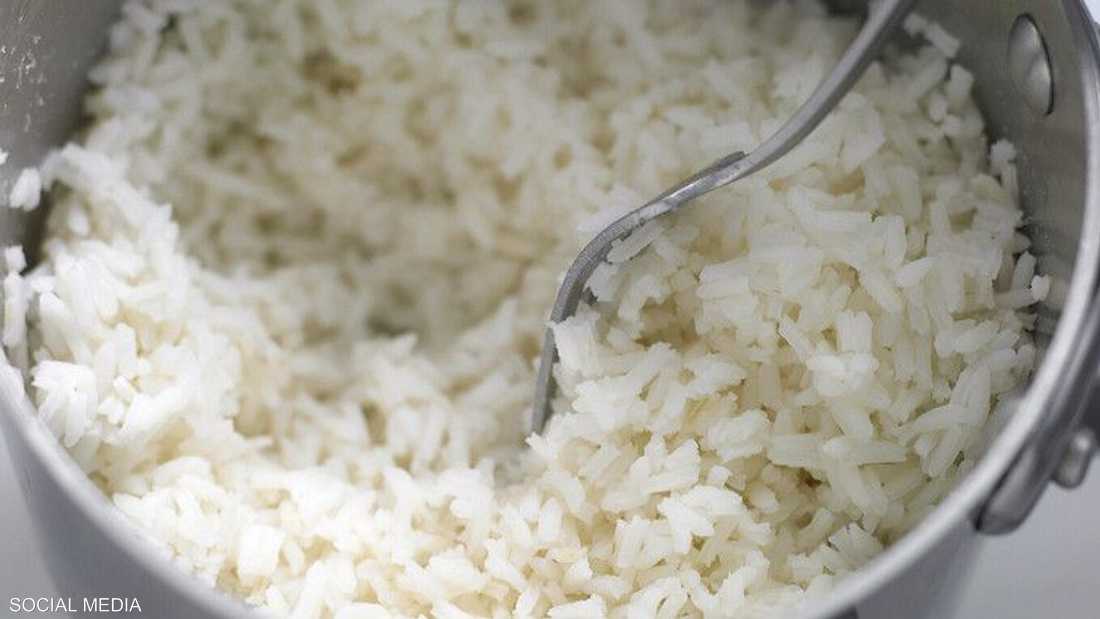 لا تعيد تسخين الأرز.. "خطر صامت" في انتظارك