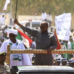 البشير يجدد دعوته لحاملي السلاح بالعودة إلى البلاد