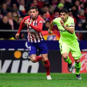 هيرنانديز أمام برشلونة