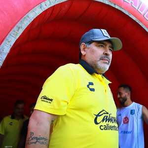 عانى مارادونا من نزيف معوي