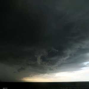 العاصفة ستشتد الأربعاء.